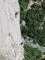 Cliquer pour voir la photo en grand ( octets)